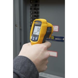 เครื่องวัดอุณหภูมิอินฟราเรด Fluke 62 Max ช่วง -30 ถึง 500 องศาเซลเซียส อัตราส่วนระยะห่างต่อจุดวัด 10:1 สำหรับใช้งานในอุตสาหกรรม - Product Image 2
