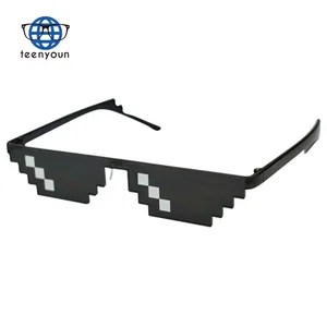 Teenyoun Hommes Polygonale Thug Life Shades Style Masculin Pixel Be Yourself hot 8 Bits Deal With It Lunettes de soleil Homme Lunettes de soleil