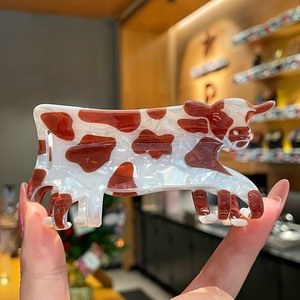 Pinces à cheveux en forme d'animaux mignons, pinces à cheveux en acrylique motif vache pour filles, vente en gros - Product Image 4