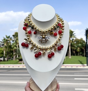 Nuovo arrivo gioielli di moda <span class=keywords><strong>collana</strong></span> a catena d'oro <span class=keywords><strong>con</strong></span> ciondolo <span class=keywords><strong>coccinella</strong></span> Charm alla moda per le donne regali per matrimoni - Product Image 1