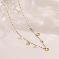 Collier en acier inoxydable avec pendentif circulaire en perle, dernier design, plaqué or 18 carats, pour femmes, vente en gros