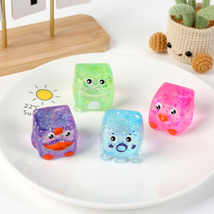 Jouet créatif en forme de cube à presser, animaux scintillants, jouets souples anti-stress, cadeaux pour enfants et adultes, vente en gros de cubes jouets - Product Image 1