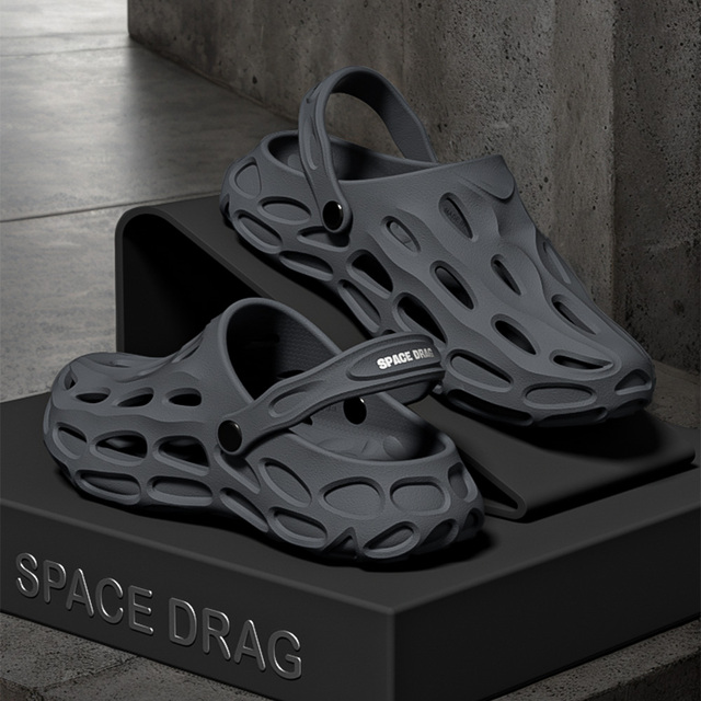 Men Shoes Clogs for Men Women Beach Slippers Thick-Soled Eva Sandals Non-Slip Closed-Toe Design Cushioned Feel for Comfort