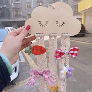 En stock : bijoux en bois sur le thème des nuages, pinces à cheveux de princesse, bandeaux, pendentifs de rangement, cils de style nordique (ins) pour l'export. - Product Image 1