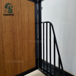 Fenêtre de grange à chevaux de haute qualité avec grilles en V pour bâtiments agricoles plus sûrs Écurie équestre moderne - Product Image 6