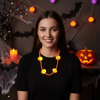 Collier de perles citrouille LED brillantes, vente en gros, idéal pour Halloween et les fêtes, collier lumineux orange pour le carnaval