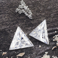Prix de gros Moissanite taille trillion D Blanc VVS1 0.3-3 carats Synthétique de laboratoire Pierre en vrac à effet chromatique/éclat