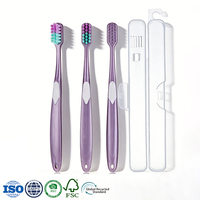 Fabricant de brosse à dents manuelle en plastique à poils souples PBT portable de haute qualité avec étui en PET