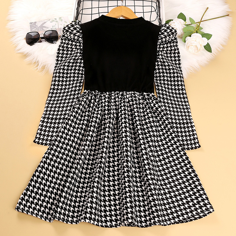 green emerald velvet dress Amazon.com: PYSD Teen Girls Fall Dresses Size 14 15 16 Year Hollow Long  Sleeve Solid Dress Tween Kids Girl Fancy Spring Outfit Semi Formal Wedding  Guest Clothes Pink: Clothing, Shoes & Jewelry