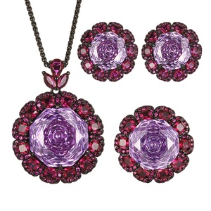 Parure de bijoux vintage écologiques en cuivre, haute qualité, avec pendentif, boucles d'oreilles et bagues assorties en zircon cubique violet 18-16 mm - Product Image 1