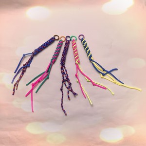 Llaveros de nailon trenzado con anillas de resorte, llaveros de paracord coloridos para actividades promocionales, accesorios duraderos hechos a mano - Product Image 4
