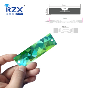 RZX Offre Spéciale numéro <span class=keywords><strong>de</strong></span> série/<span class=keywords><strong>code</strong></span> QR/<span class=keywords><strong>code</strong></span> à barres UHF RFID PVC étiquette <span class=keywords><strong>de</strong></span> carte à puce pour le suivi des palettes en bois <span class=keywords><strong>de</strong></span> logistique d'entrepôt - Product Image 2