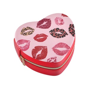 Hot Selling Custom Red Heart Velvet PU Leather Travel Accessory Jewellery <b>Small</b> <b>Storage</b> Organizer Black Heart-shape Jewelry <b>Box</b> - Product Image 2