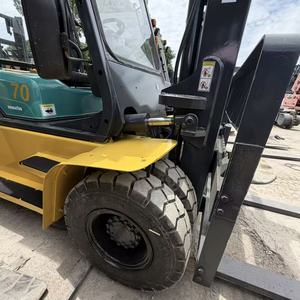 Best Selling 7ton Komatsu diese <b>Forklift</b> FD70-8 high quality Original komatsu <b>forklifts</b> in Japan triplex mast diesel <b>forklift</b> - Product Image 3