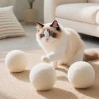 Jouets pour chats en feutre de laine en gros, écologiques, silencieux, faits à la main, interactifs pour chats d'intérieur et chatons, logo personnalisé