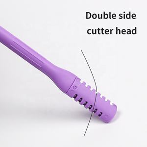 Recortador <span class=keywords><strong>de</strong></span> Vello <span class=keywords><strong>Nasal</strong></span> 2 en 1 <span class=keywords><strong>de</strong></span> Acero Inoxidable <span class=keywords><strong>de</strong></span> Doble Cara con Punta Redondeada, Recortador Manual Giratorio <span class=keywords><strong>de</strong></span> 360 Grados para Hombres y Mujeres - Product Image 4