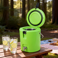 Sac à dos isotherme rotomoulé réutilisable 8L avec intérieur en acier inoxydable, couleurs personnalisées, design moderne, portable et étanche pour aliments