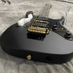 أسود ماركة ابن 7 فولت جيتار كهربائي جسم غير لامع مع الأجهزة الذهبية الشحن السريع في المخزون - Product Image 6