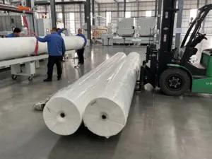 Polyester takviyeli kumaş peyzaj kumaş ot bariyeri olmayan dokuma geotekstil polipropilen elyaf