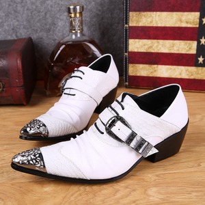 Zapatos de hombre elegantes y únicos para estilistas, zapatos de tacón alto de cuero vacuno con punta en pico, zapatos de tacón alto para hombre que aumentan la altura. - Product Image 1