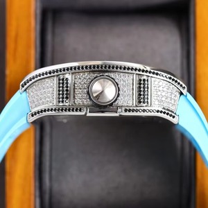 Nouvelle Arrivée 2026 – Montre Mécanique Automatique de Luxe pour Homme, Boîtier en Fibre de Carbone Grise, Forme Tonneau Squelette, Étanche – En Promotion - Product Image 3