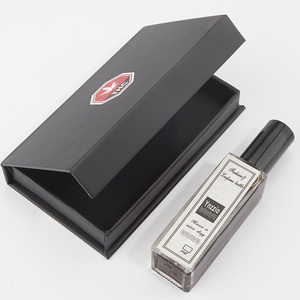 Caja de regalo de embalaje de lujo para el cuidado de la piel de los hombres con su logotipo - Product Image 2