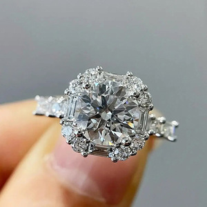 Anello dal Design Elegante Stile Semplice per Donne - Product Image 2