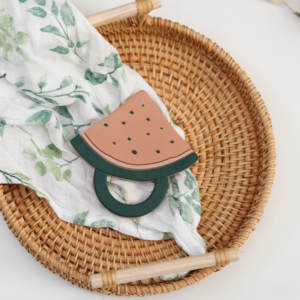 Ecológico bebé recién nacido silicona dentición sandía juguetes bebé silicona sonajeros <span class=keywords><strong>mordedor</strong></span> - Product Image 4