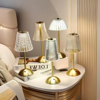 Lampe de table LED sans fil rechargeable en cristal, classique, élégante, de luxe, pour bar, restaurant, cadeau, décoration de mariage, événement