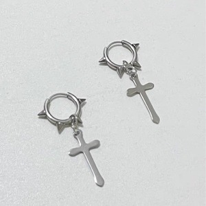 Boucles d'oreilles clous en acier inoxydable style punk, simples et polyvalentes, mode coréenne - Product Image 1