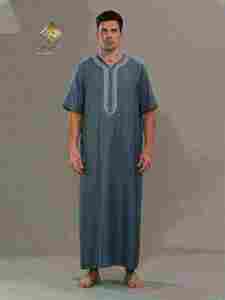 Thobe en coton pour homme Al Haramain, col rond, manches courtes, longueur au sol, pour la prière et l'Aïd - Product Image 3
