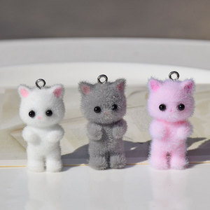 พวงกุญแจแมวน่ารักสีชมพู ขาว เทา ของตกแต่งรถยนต์ วัสดุเรซิ่น DIY งานฝีมือ ขายส่ง จินหัว ฤดูใบไม้ร่วง 2023 - Product Image 2