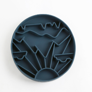 Bol en silicone à alimentation lente pour chiens avec design à picots surélevés, gamelle anti-glouton pour animaux de compagnie - Product Image 5