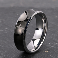 Vente en gros de bague croix catholique en carbure de tungstène de haute qualité au design unique pour hommes bagues croix homme plaqué noir IP 8mm