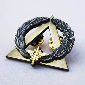 Bán Hàng Trực Tiếp Từ Nhà Sản Xuất Tùy Chỉnh Số Lượng Lớn Ve Áo <span class=keywords><strong>Pins</strong></span> Lớn Paris Kim Loại Clip Với Mạ Kỹ Thuật Cứng Men Pin - Product Image 2