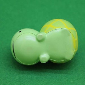 Jouet de décompression en forme de tortue mignon, en PU à récupération lente, soulage la pression, logo personnalisable - Product Image 3