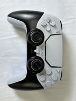 Control Inalámbrico P5 Tipo Joystick con Giroscopio de Seis Ejes y Botones Programables con Tecnología de Motor de Vibración