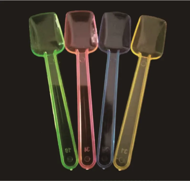 Mini cucchiai per gelato in plastica colorata trasparente usa e getta