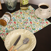 Set de table rectangulaire moderne en coton 100% réutilisable, double couche, antidérapant, imprimé motif végétal, pour la maison et l'extérieur