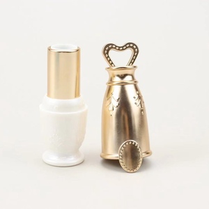 Kunststoff Ei geformte Kunststoff flüssige weiße Tube Lippenstift <span class=keywords><strong>Royal</strong></span> <span class=keywords><strong>Gold</strong></span> leere Lippenstift Tuben Behälter Luxus - Product Image 5
