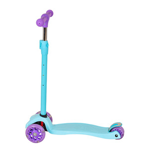 Trottinette pour enfants de 3 ans et plus, réglable en hauteur, avec lumières, pour enfants de 2 à 4 ans - Product Image 2