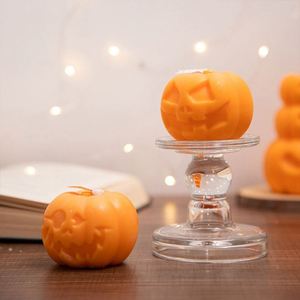Bougie sculptée en cire de paraffine de luxe en forme de citrouille, impression numérique, logo personnalisé pour promotion de Noël et d'Halloween - Product Image 2