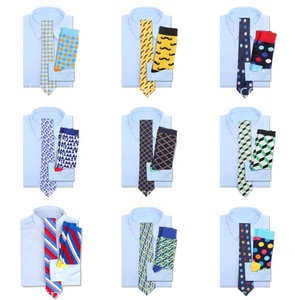 Ensemble de <span class=keywords><strong>chaussettes</strong></span> habillées <span class=keywords><strong>pour</strong></span> hommes en coton vert et cravate en soie de la marque V&J Custom - Product Image 5