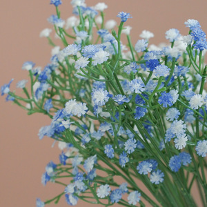 Flor Artificial de Paniculata de Ramas Individuales en Blanco y Azul para Arreglos de Mesa en Bodas - Product Image 1