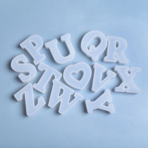 <span class=keywords><strong>YS</strong></span> 26 Eenglish Alphabet Lettres Bougie Silicone Moule DIY À La Main Pendentif Bijoux Creative Résine Maison Numéro Plâtre Moule - Product Image 1