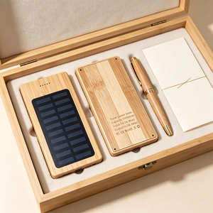 Ensemble de banques d'alimentation solaires en bois avec stylo et carnet, emballage de luxe en coffret cadeau, design exquis fait main - Product Image 1