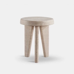 Mesa Auxiliar Redonda de Piedra Natural Travertino, Diseño de Trípode Único, Estilo Italiano, Muebles Nórdicos para el Hogar - Product Image 1