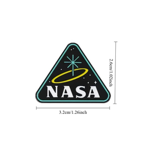 4 pzs. Pin esmaltado de Saturno de la <span class=keywords><strong>NASA</strong></span>, broche de galaxia y universo, insignia de solapa de planeta para mochila, <span class=keywords><strong>chaqueta</strong></span>, sombrero, regalo - Product Image 5