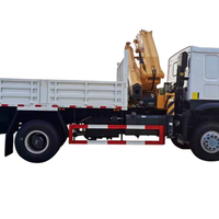 Camion-grue articulée HOWO 4x4 de 6,3 tonnes avec grappin et tarière en option, personnalisable, garantie internationale