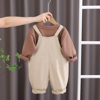 Ensemble 2 pièces pour bébé et tout-petit en mélange de coton, comprenant un sweat-shirt à motif animal 3D et un pantalon à bretelles avec poches, bordures côtelées et manchettes à volants boutonnées